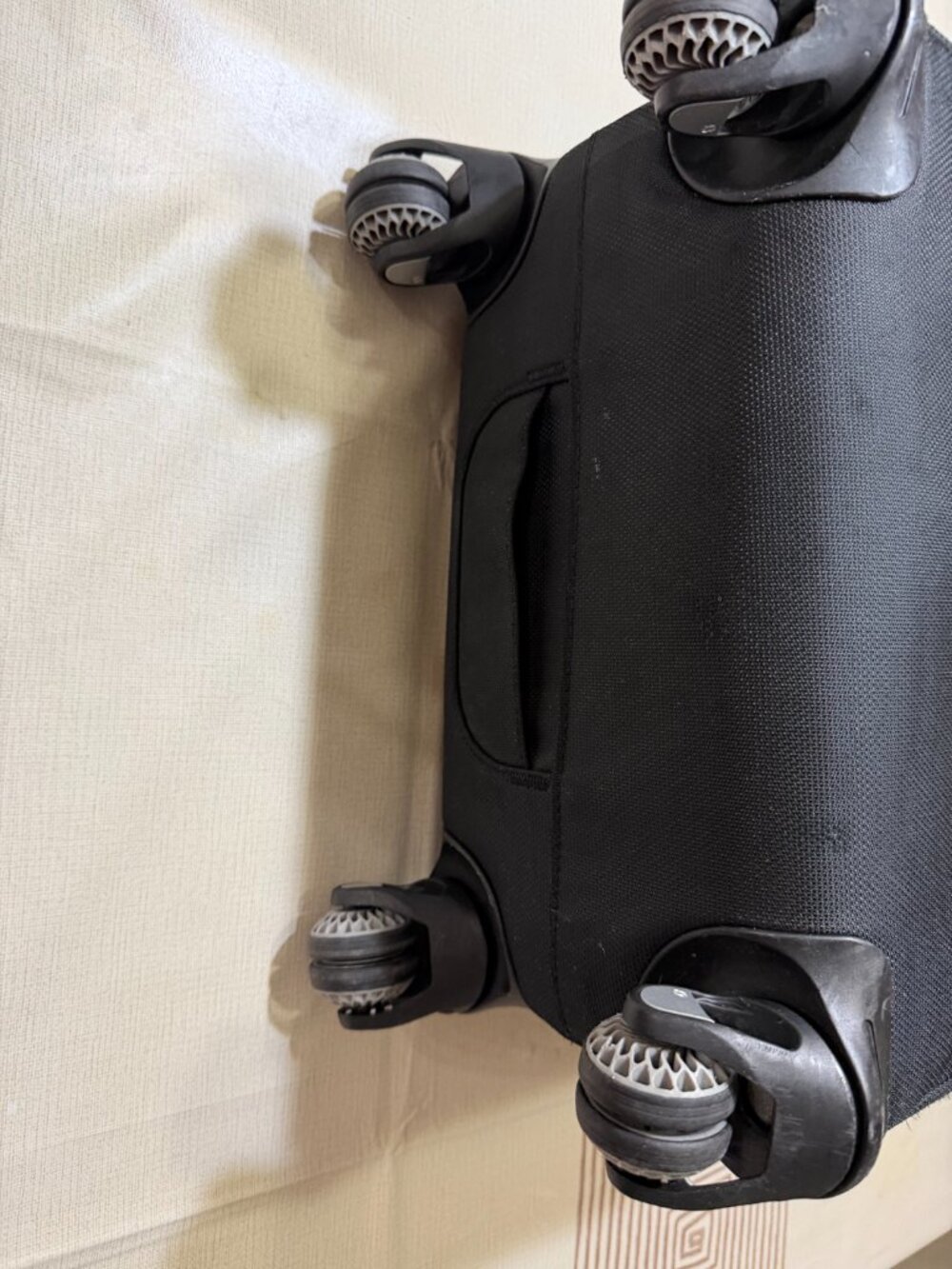 Samsonite Black Rolling Travel Garment Bag with Front Pocket - Picture 10 of 12